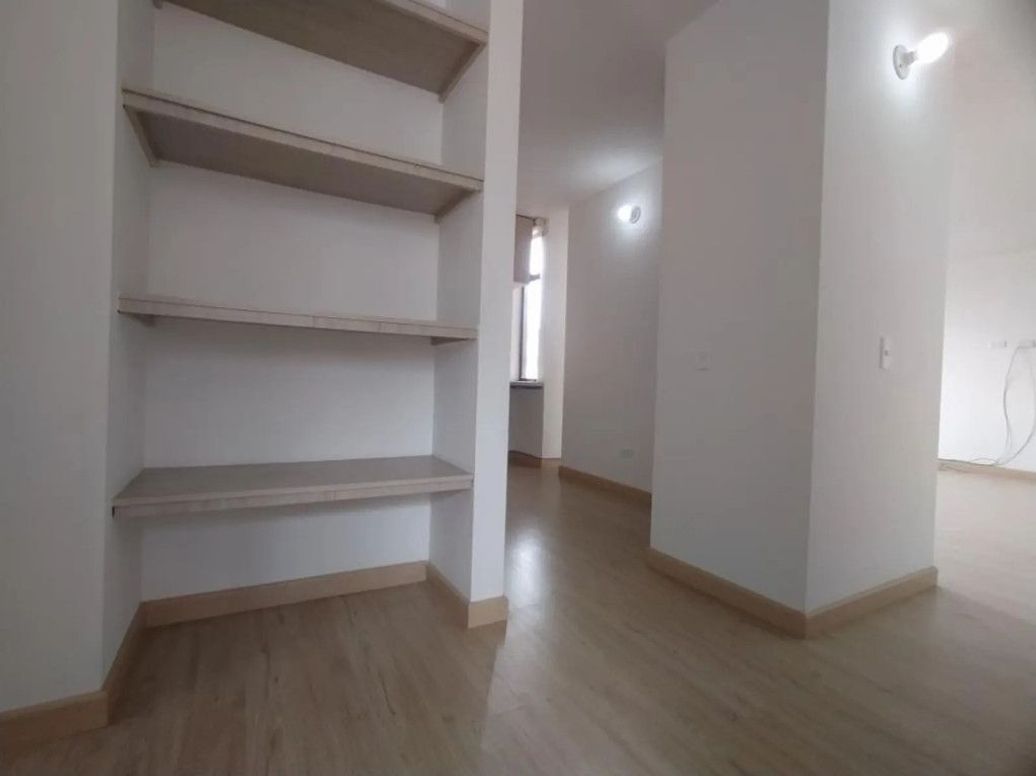 Apartamento de 2 alcobas en venta en Ub. De La Sabana, Bogotá, 64 m² · foto 12 de 20