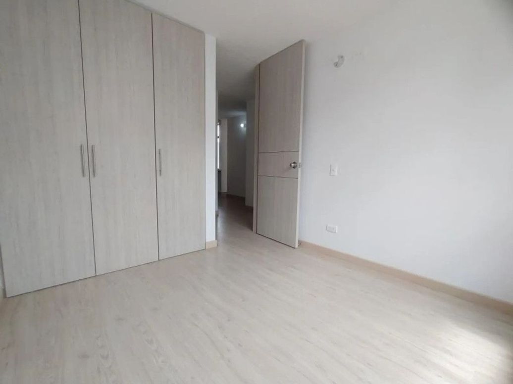 Apartamento de 2 alcobas en venta en Ub. De La Sabana, Bogotá, 64 m² · foto 15 de 20