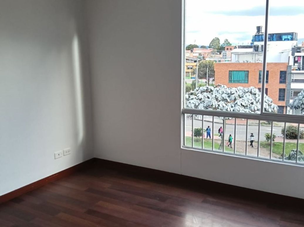 Apartamento de 3 alcobas en venta en La Campiña, Bogotá, 68 m² · foto 10 de 20