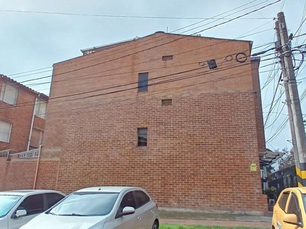 Casa de 4 alcobas en venta en Cr Madelena Et. X, Bogotá, 135 m² · foto 3 de 20