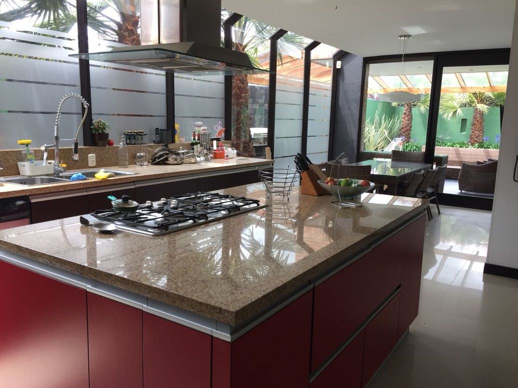 Casa de 5 alcobas en venta en San José De Bavaria, Bogotá, 480 m² · foto 3 de 17