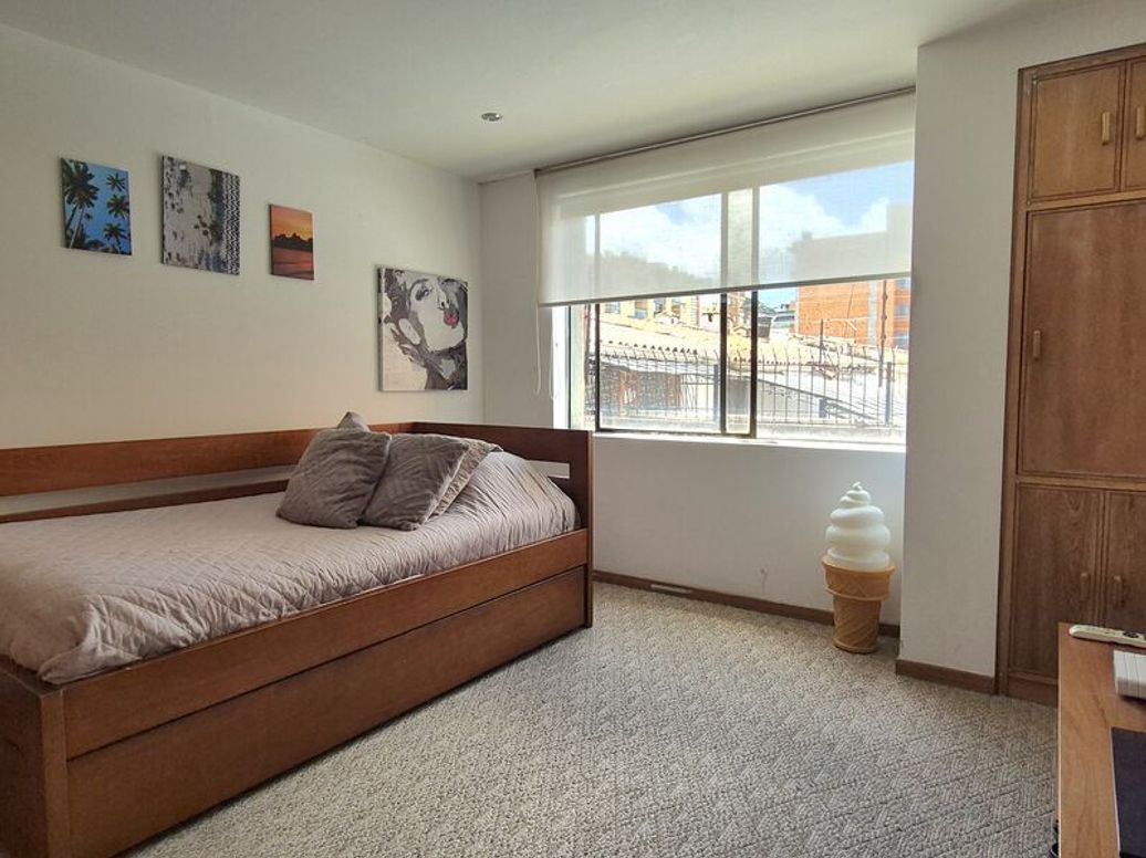 Apartamento de 3 alcobas en venta en San Patricio, Bogotá, 131 m² · foto 7 de 16