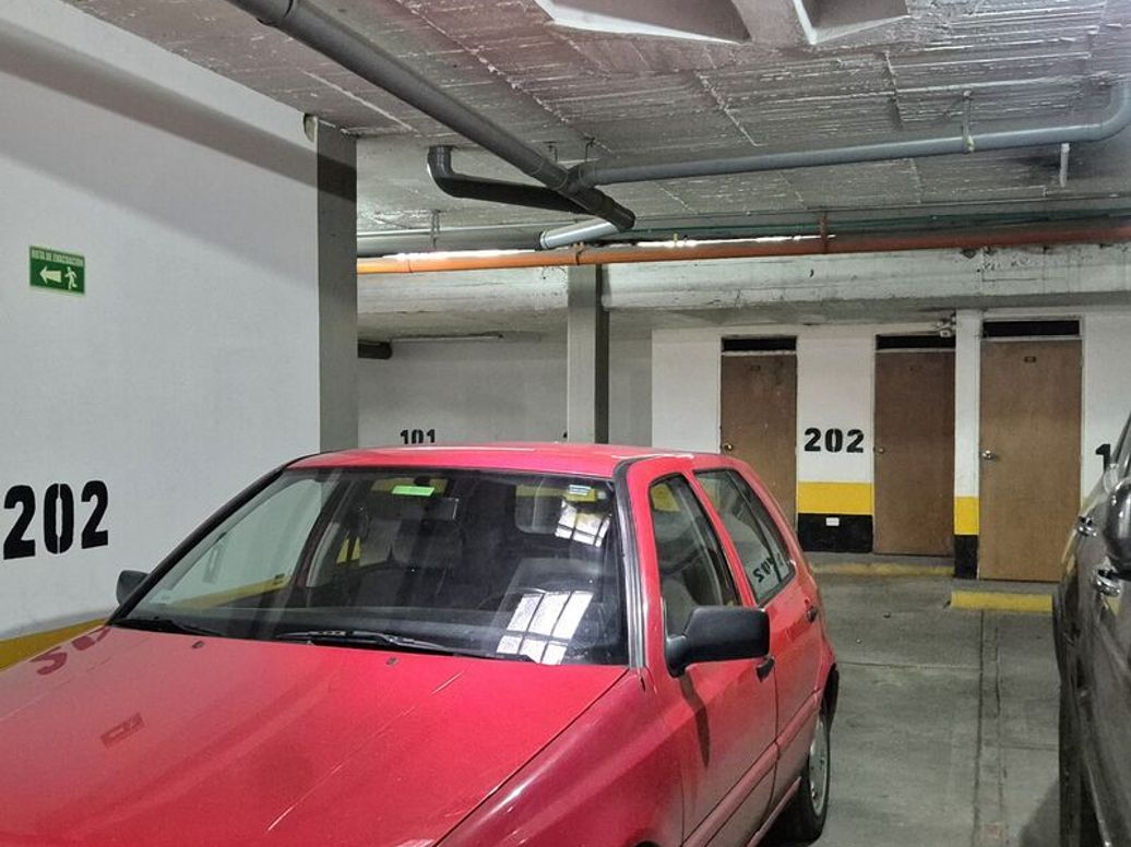 Apartamento de 3 alcobas en venta en San Patricio, Bogotá, 131 m² · foto 13 de 16