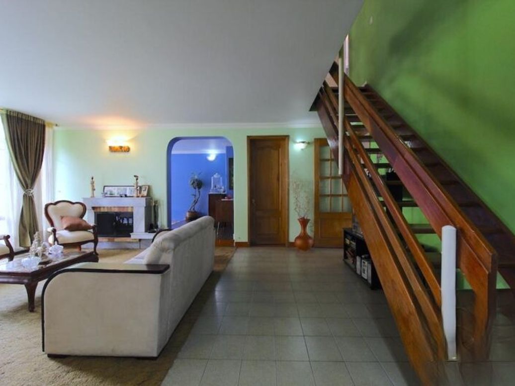 Casa de 4 alcobas en venta en Niza, Bogotá, 291 m² · foto 4 de 20