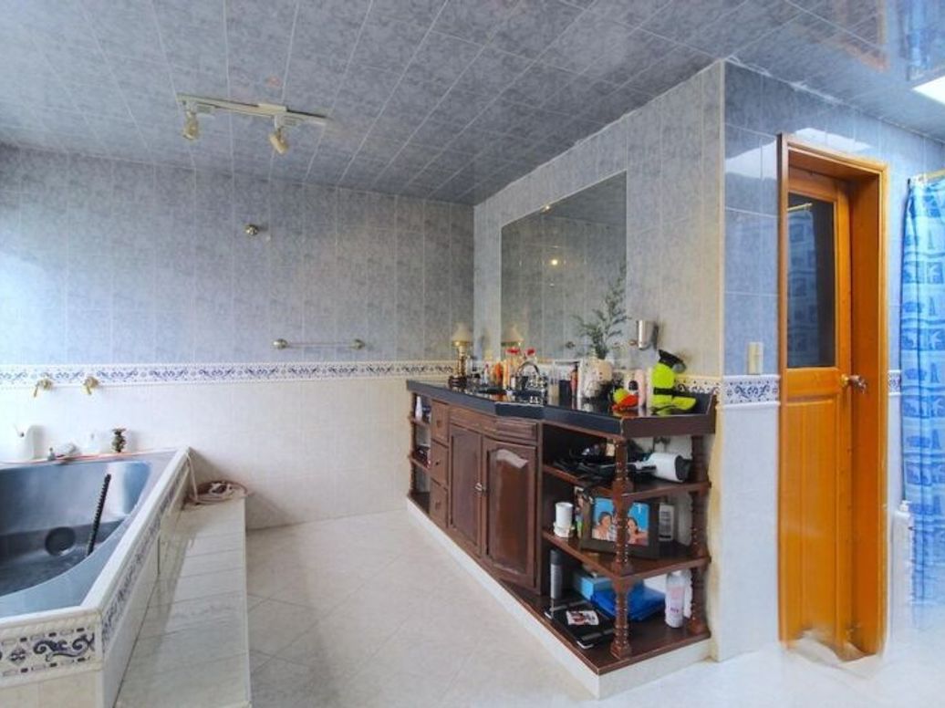 Casa de 4 alcobas en venta en Niza, Bogotá, 291 m² · foto 13 de 20