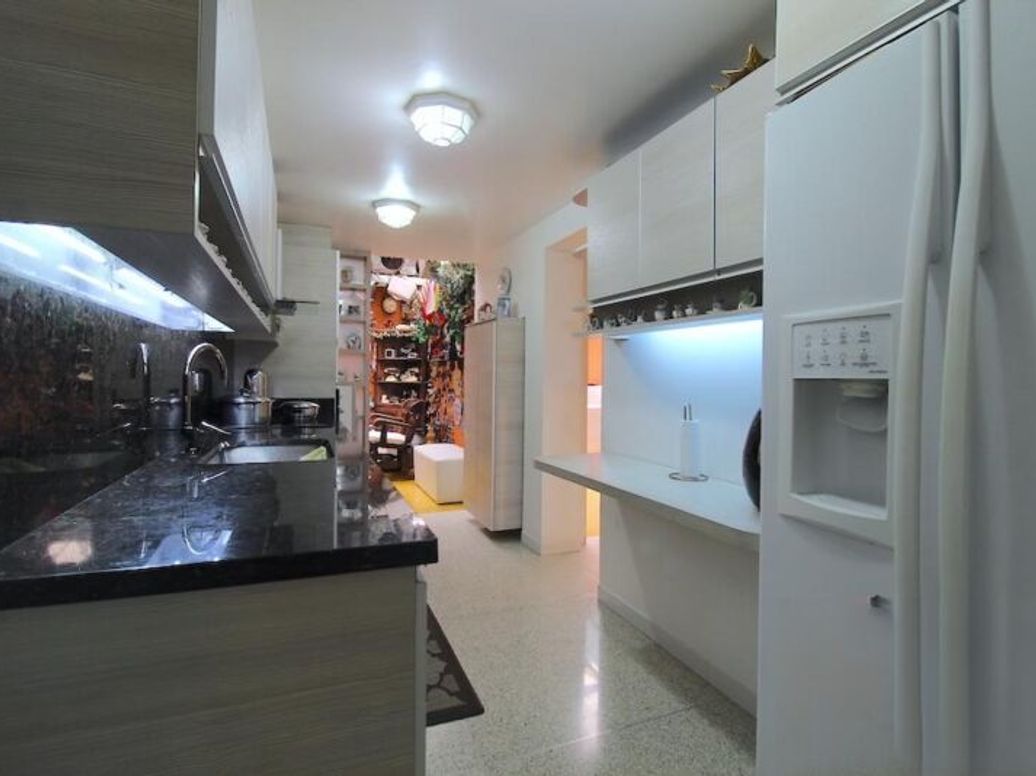 Casa de 4 alcobas en venta en Estoril, Bogotá, 340 m² · foto 3 de 20