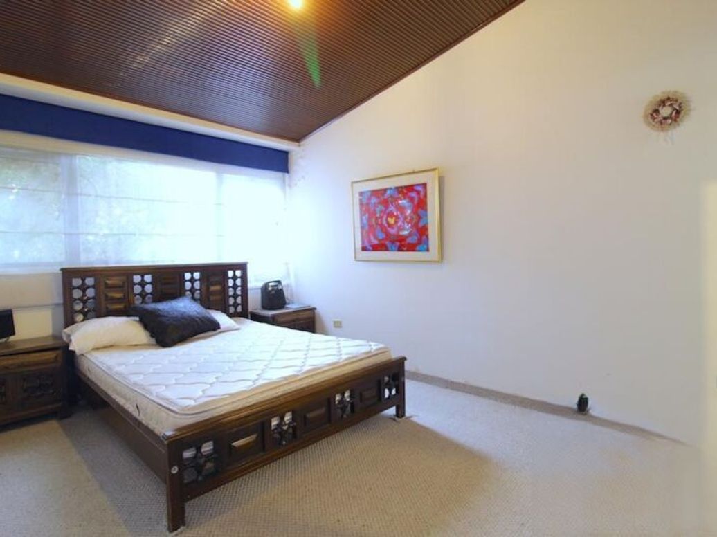 Casa de 6 alcobas en venta en Lisboa, Bogotá, 400 m² · foto 18 de 20