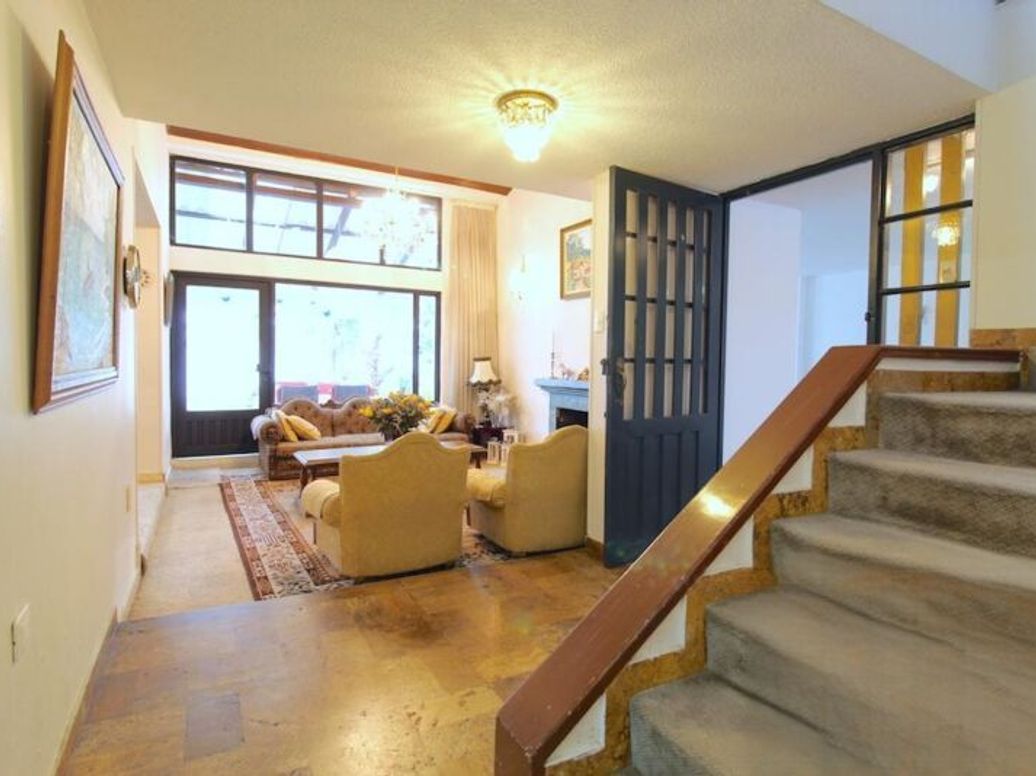 Casa de 6 alcobas en venta en Lisboa, Bogotá, 400 m² · foto 4 de 20