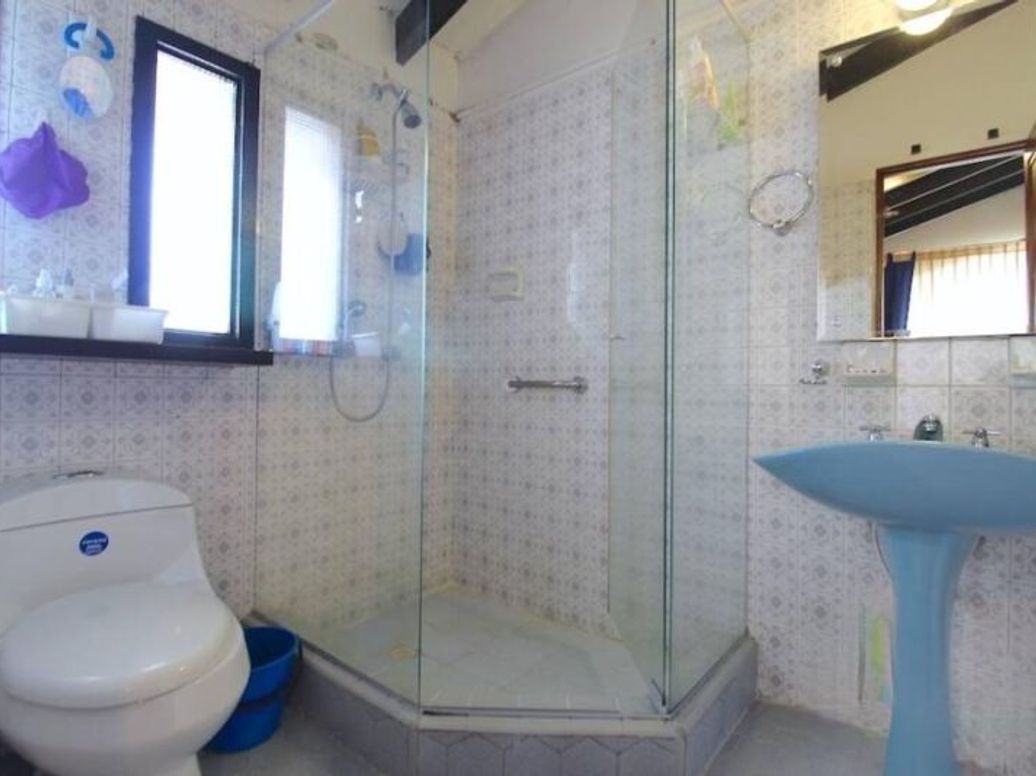 Casa de 6 alcobas en venta en Altos De Suba, Bogotá, 376 m² · foto 13 de 20