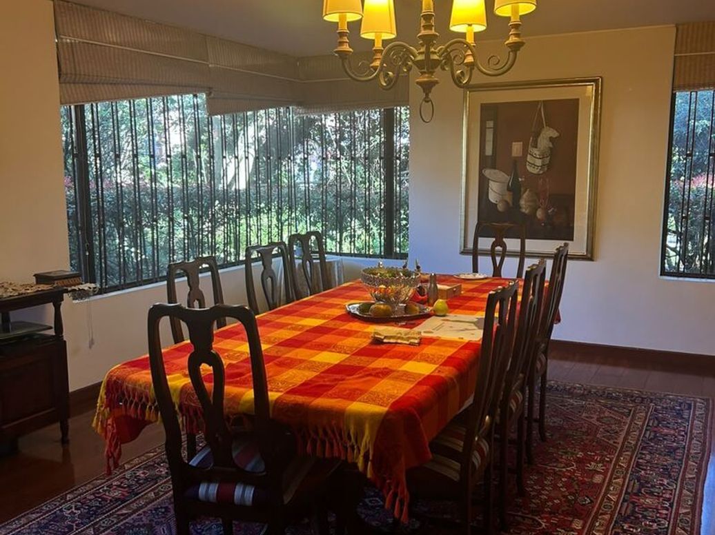 Casa de 4 alcobas en venta en Santa Barbara Alta, Bogotá, 532 m² · foto 3 de 20