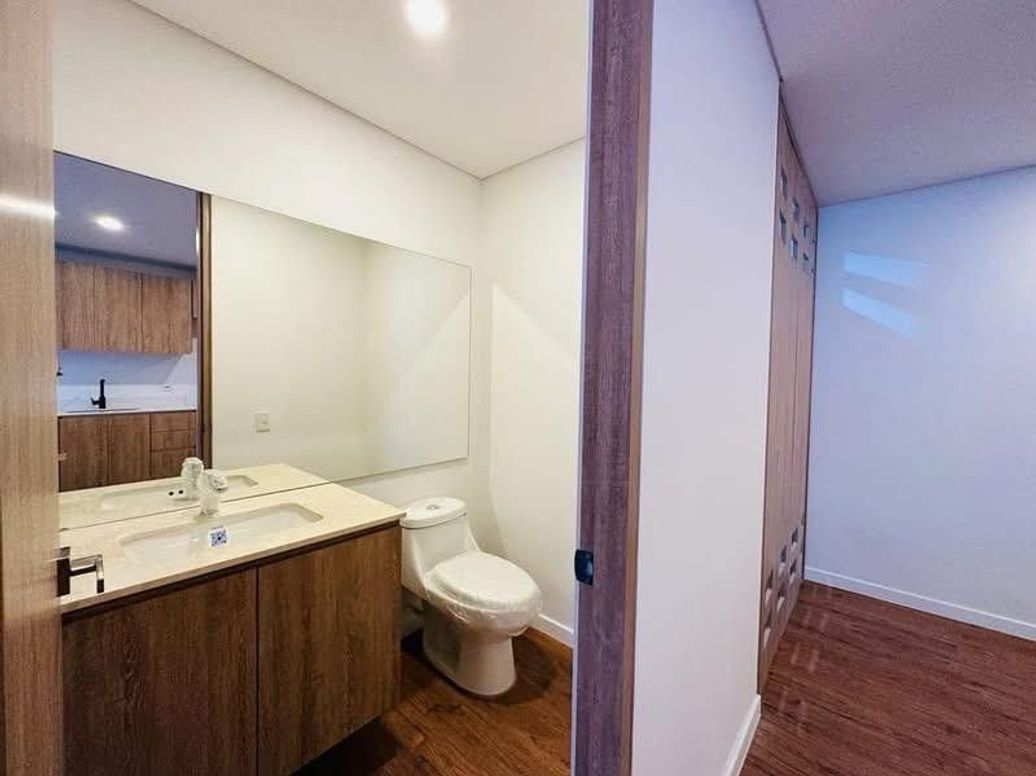 Apartamento de 1 alcoba en venta en Santa Barbara Occidental, Bogotá, 60 m² · foto 13 de 20
