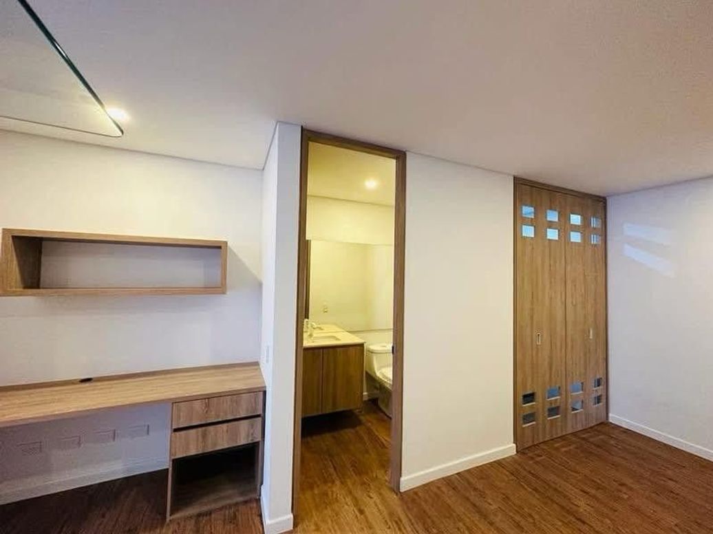 Apartamento de 1 alcoba en venta en Santa Barbara Occidental, Bogotá, 60 m² · foto 12 de 20