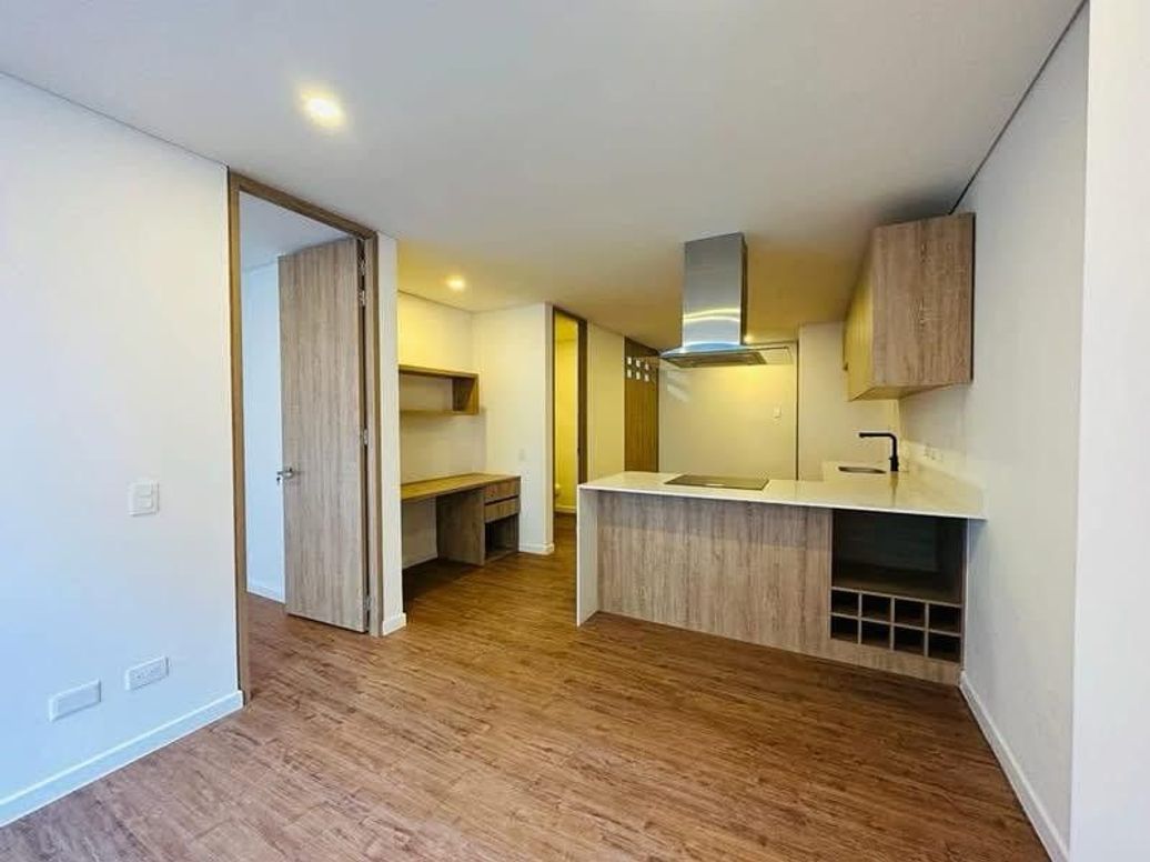 Apartamento de 1 alcoba en venta en Santa Barbara Occidental, Bogotá, 60 m² · foto 9 de 20