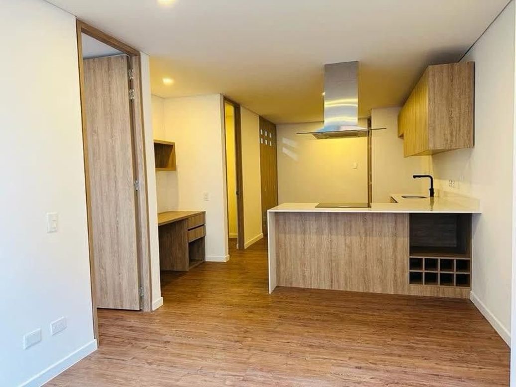 Apartamento de 1 alcoba en venta en Santa Barbara Occidental, Bogotá, 60 m² · foto 10 de 20