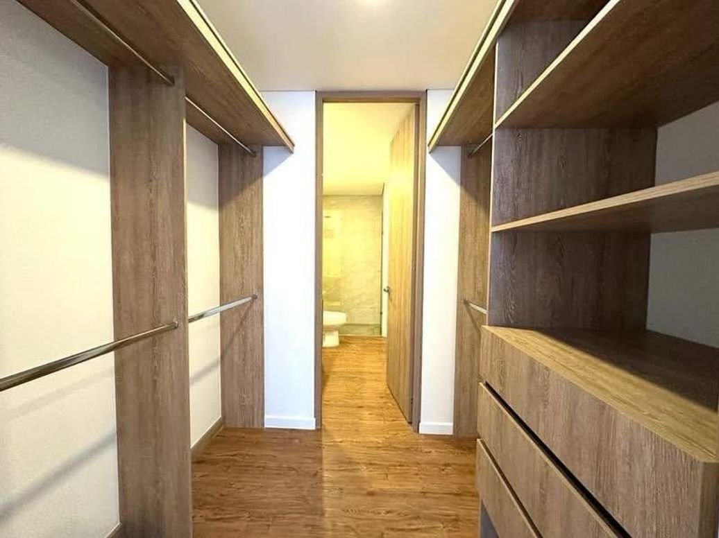Apartamento de 1 alcoba en venta en Santa Barbara Occidental, Bogotá, 60 m² · foto 15 de 20