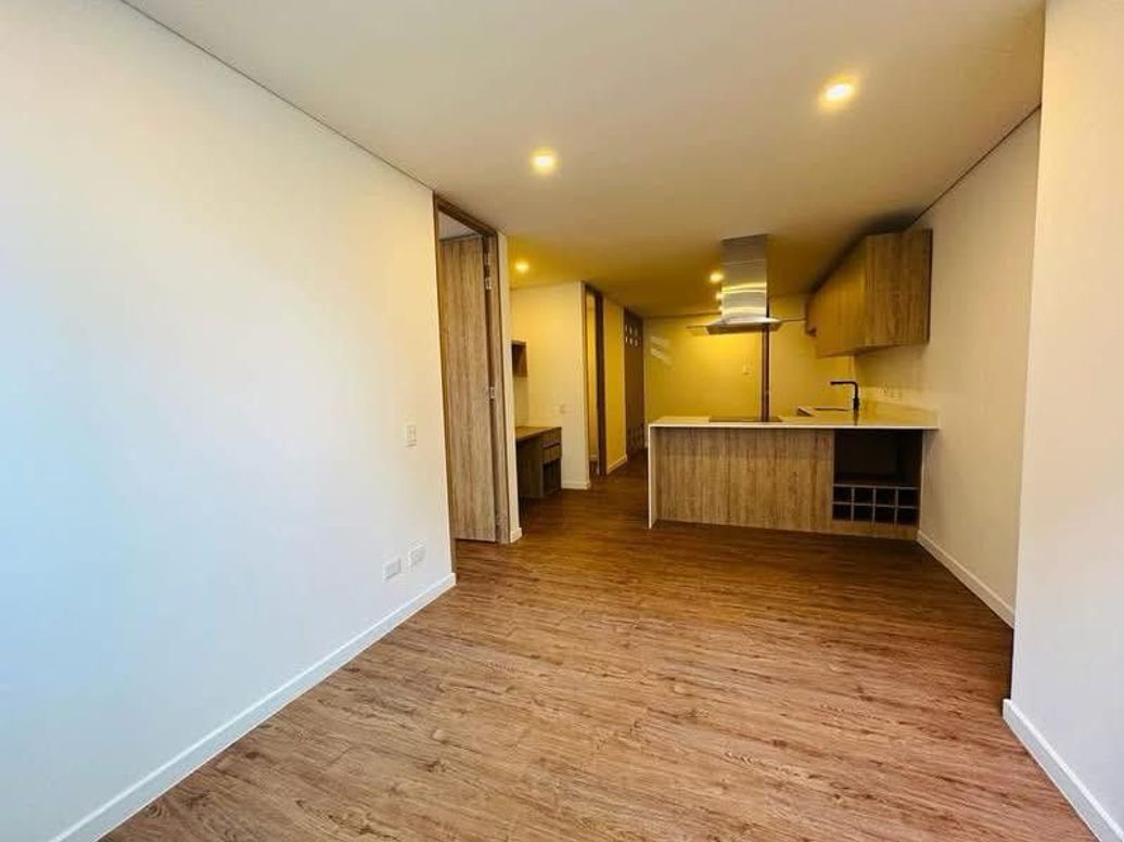 Apartamento de 1 alcoba en venta en Santa Barbara Occidental, Bogotá, 60 m² · foto 11 de 20