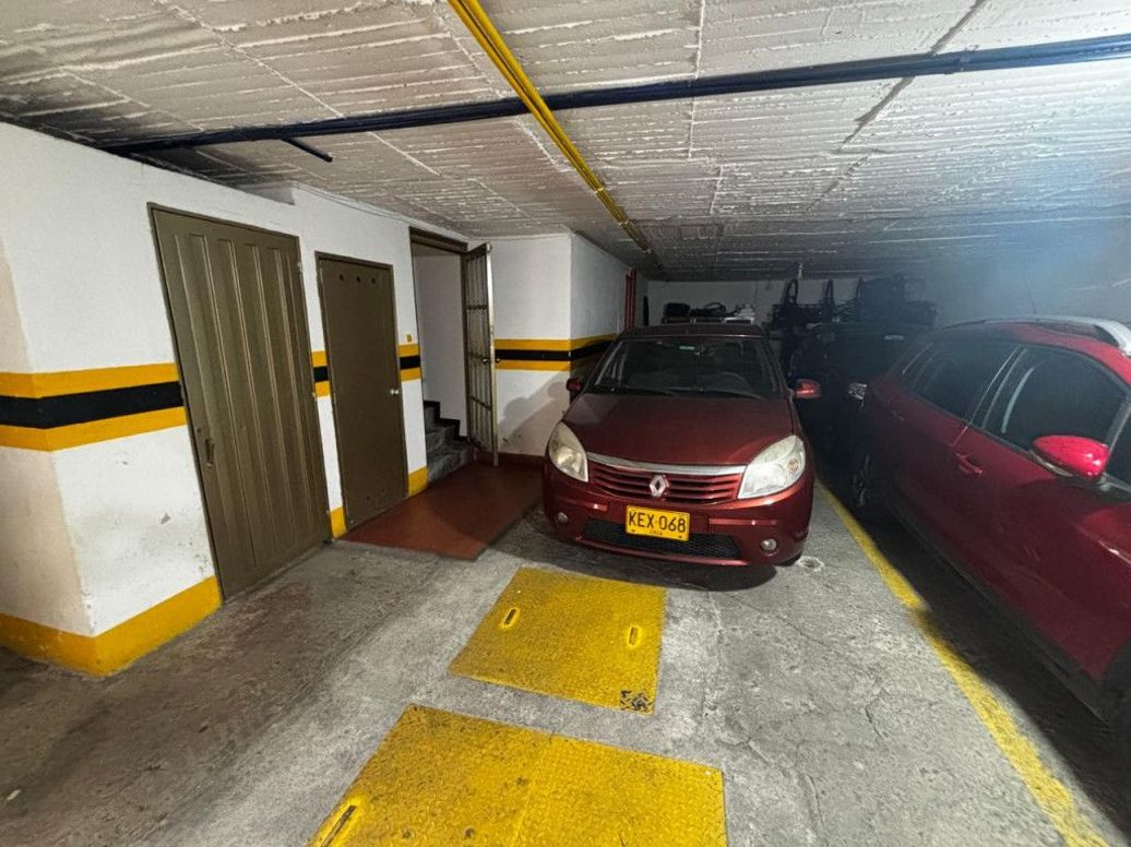 Casa de 4 alcobas en venta en El Contador, Bogotá, 126 m² · foto 16 de 16