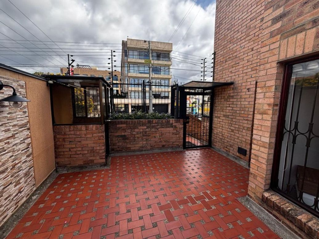 Casa de 4 alcobas en venta en El Contador, Bogotá, 126 m² · foto 15 de 16