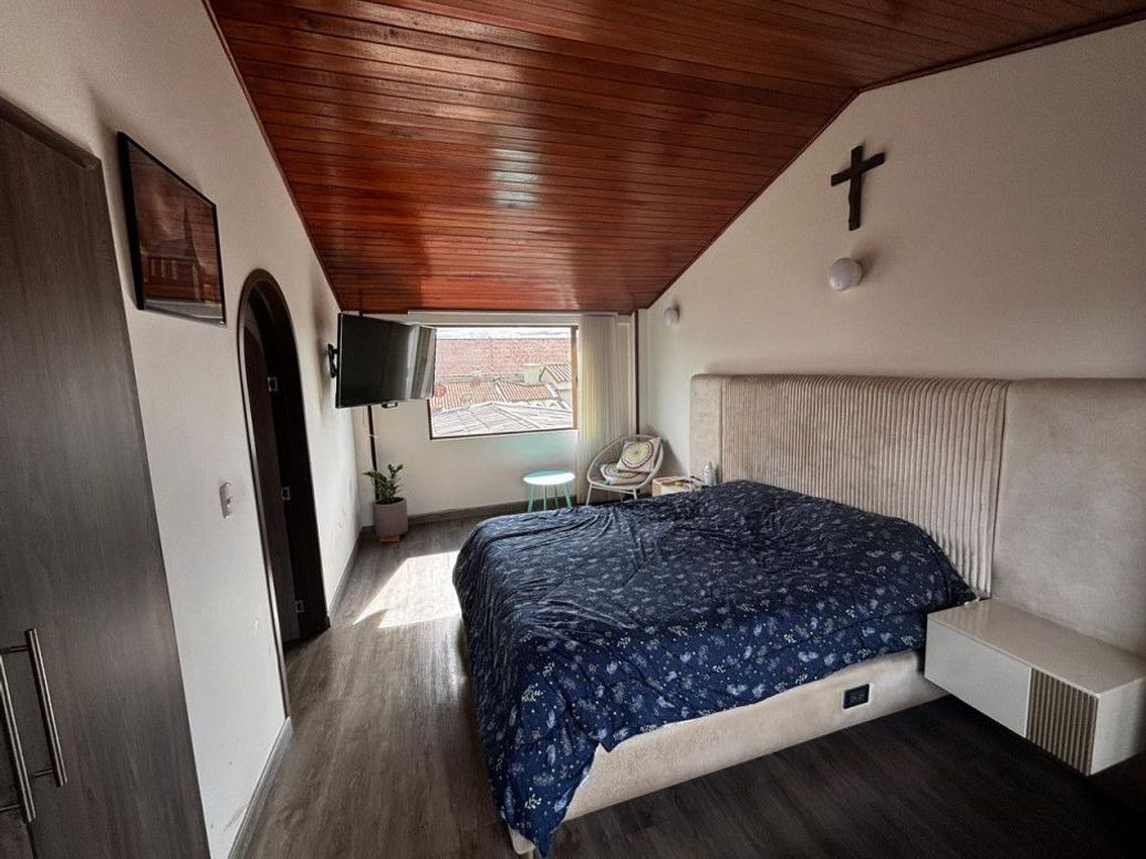 Casa de 4 alcobas en venta en El Contador, Bogotá, 126 m² · foto 8 de 16