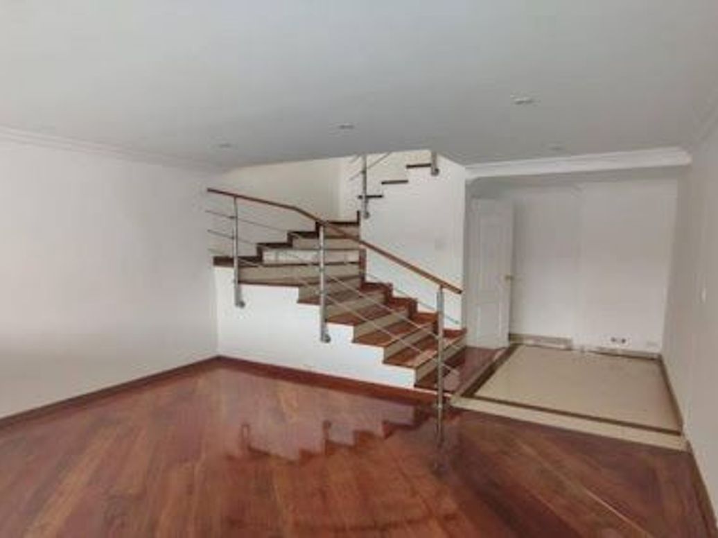 Casa de 6 alcobas en venta en Malibu, Bogotá, 225 m² · foto 8 de 20