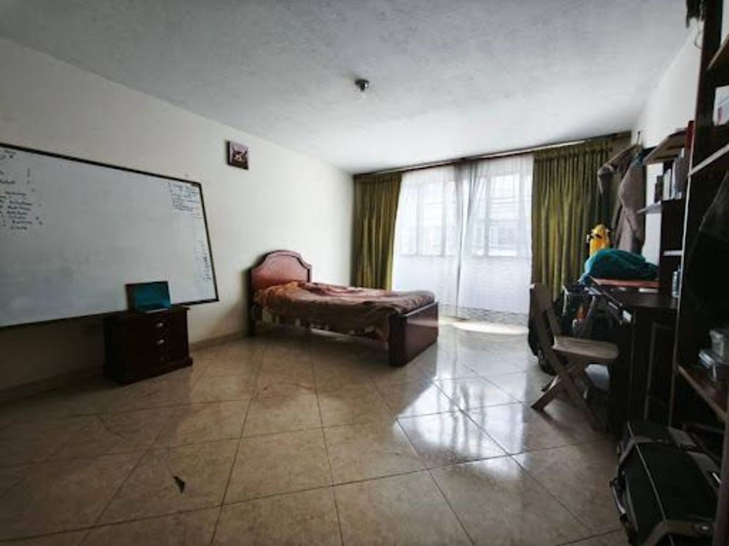Casa de 9 alcobas en venta en Venecia, Bogotá, 364 m² · foto 16 de 20