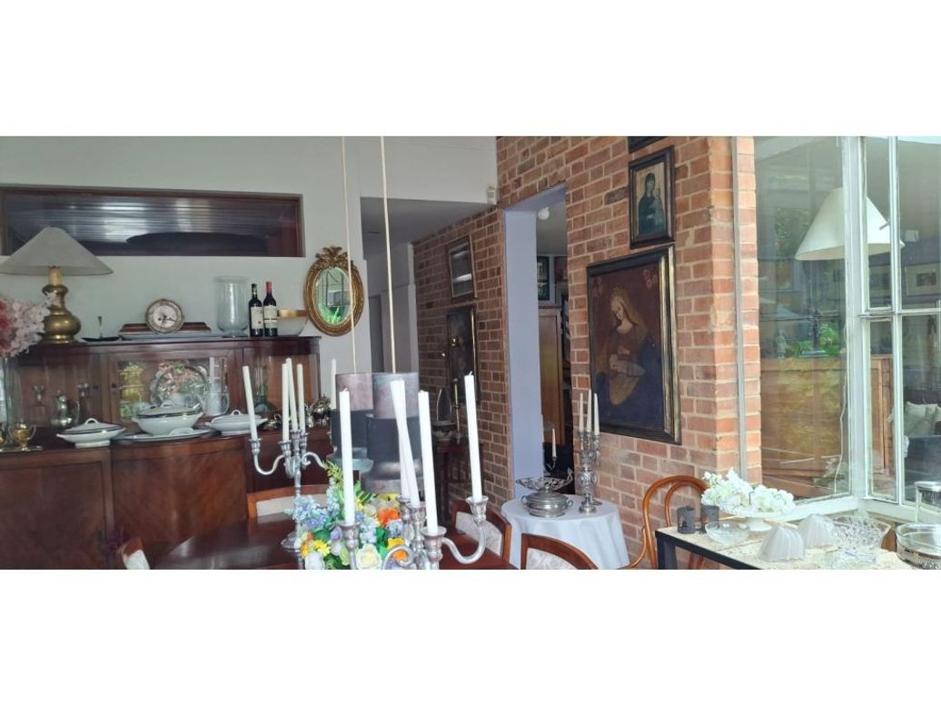 Casa en venta en Niza, Bogotá · foto 2 de 20