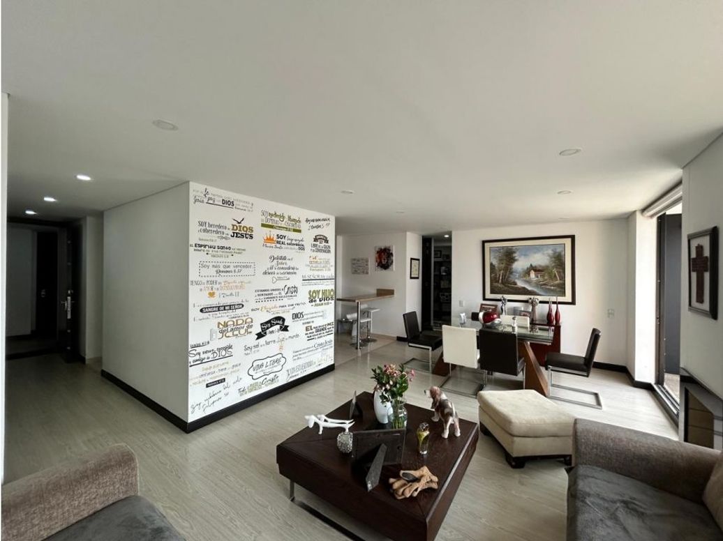 Apartamento de 3 alcobas en venta en Las Villas, Bogotá, 116 m² · foto 3 de 20