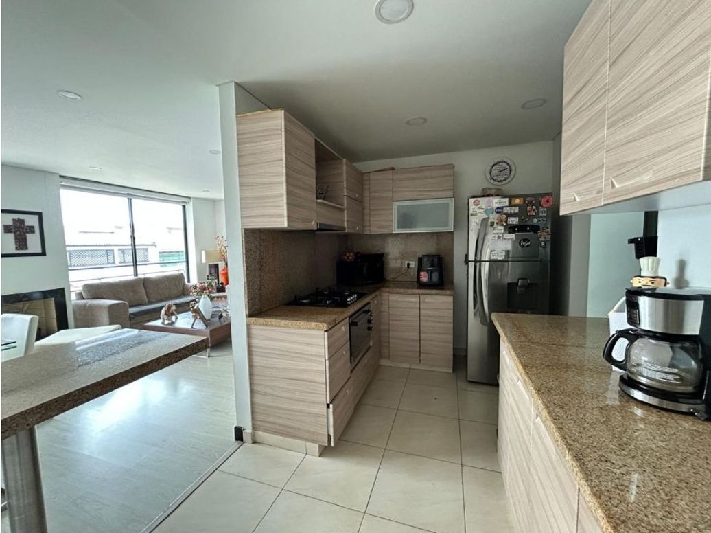 Apartamento de 3 alcobas en venta en Las Villas, Bogotá, 116 m² · foto 12 de 20