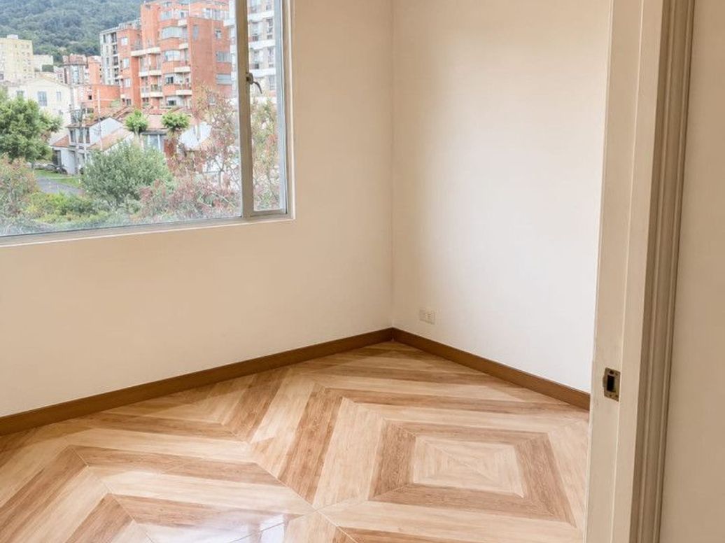 Apartamento de 4 alcobas en venta en Caobos Salazar, Bogotá, 134 m² · foto 7 de 10