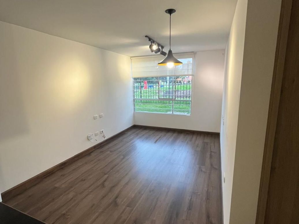 Apartamento de 2 alcobas en arriendo en Canelo, Bogotá, 42 m² · foto 2 de 19