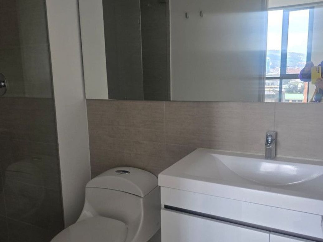 Apartamento de 1 alcoba en venta en Chico Norte Et. Iii, Bogotá, 60 m² · foto 7 de 7