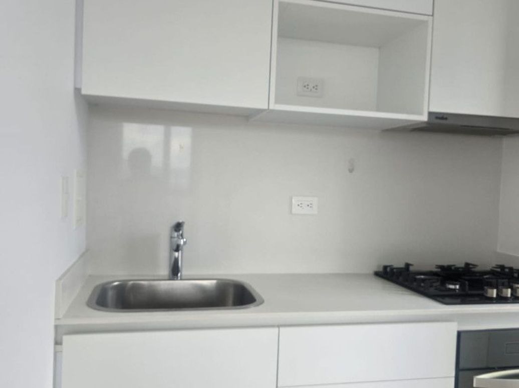 Apartamento de 1 alcoba en venta en Chico Norte Et. Iii, Bogotá, 60 m² · foto 4 de 7
