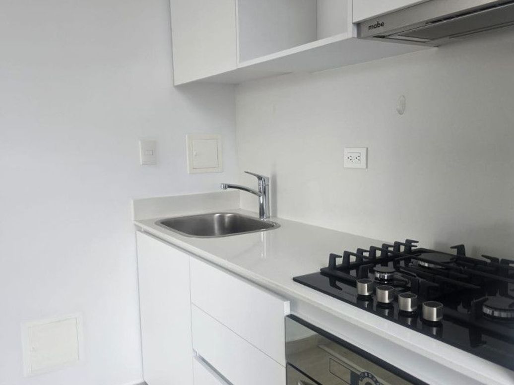 Apartamento de 1 alcoba en venta en Chico Norte Et. Iii, Bogotá, 60 m² · foto 5 de 7