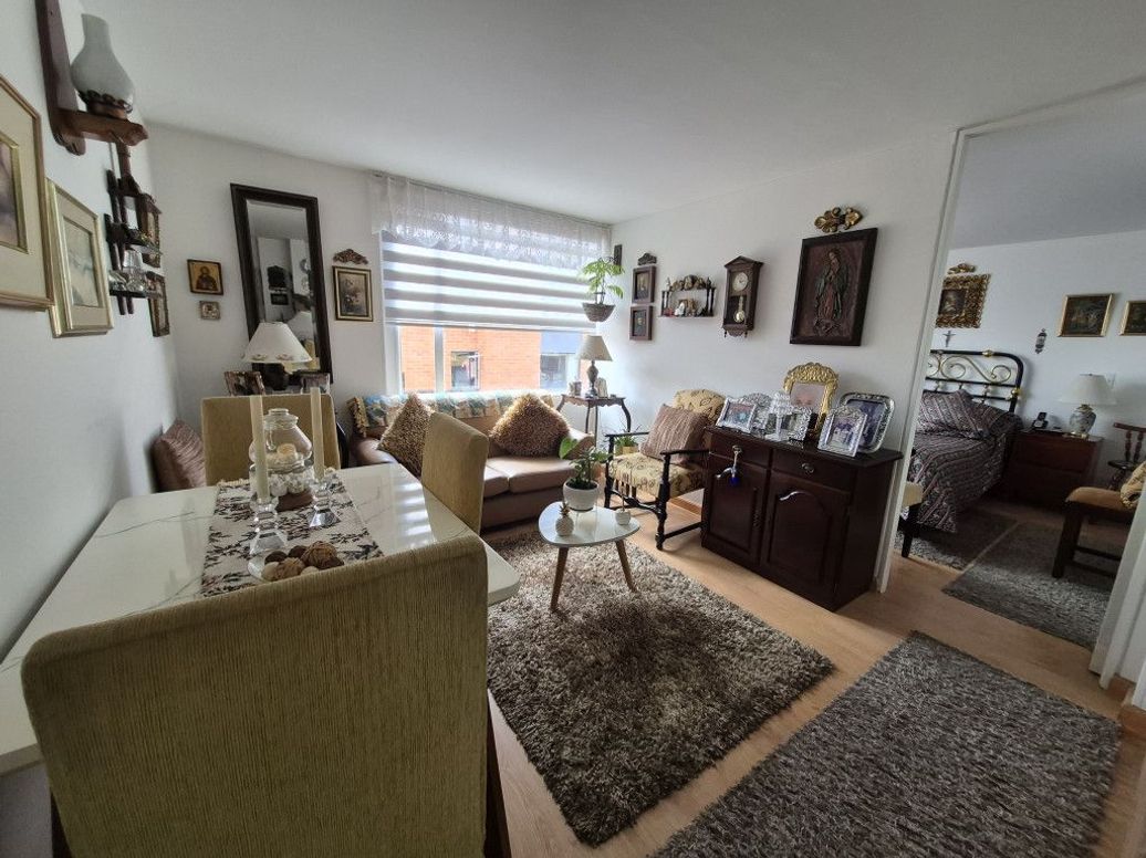 Apartamento de 1 alcoba en venta en Cedritos, Bogotá, 39 m² · foto 2 de 14