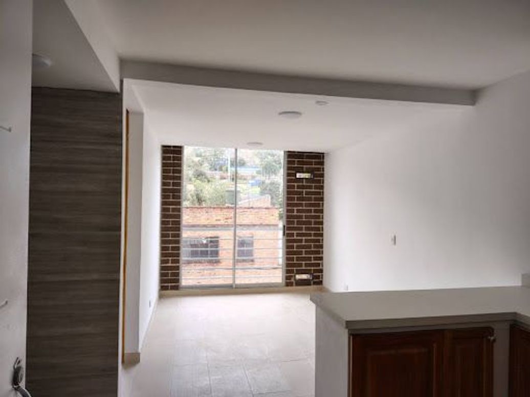 Apartamento de 1 alcoba en arriendo en Cjr La Primera Candelaria, Bogotá, 38 m² · foto 2 de 15
