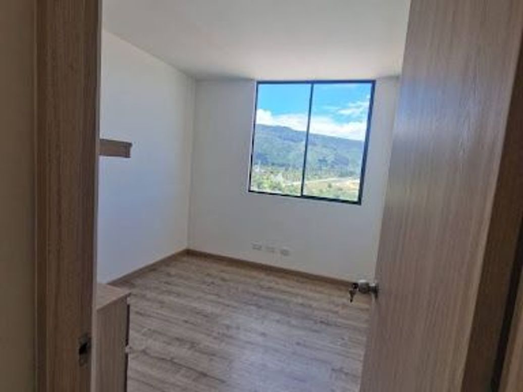 Apartamento de 3 alcobas en venta en Torca, Bogotá, 72 m² · foto 7 de 12