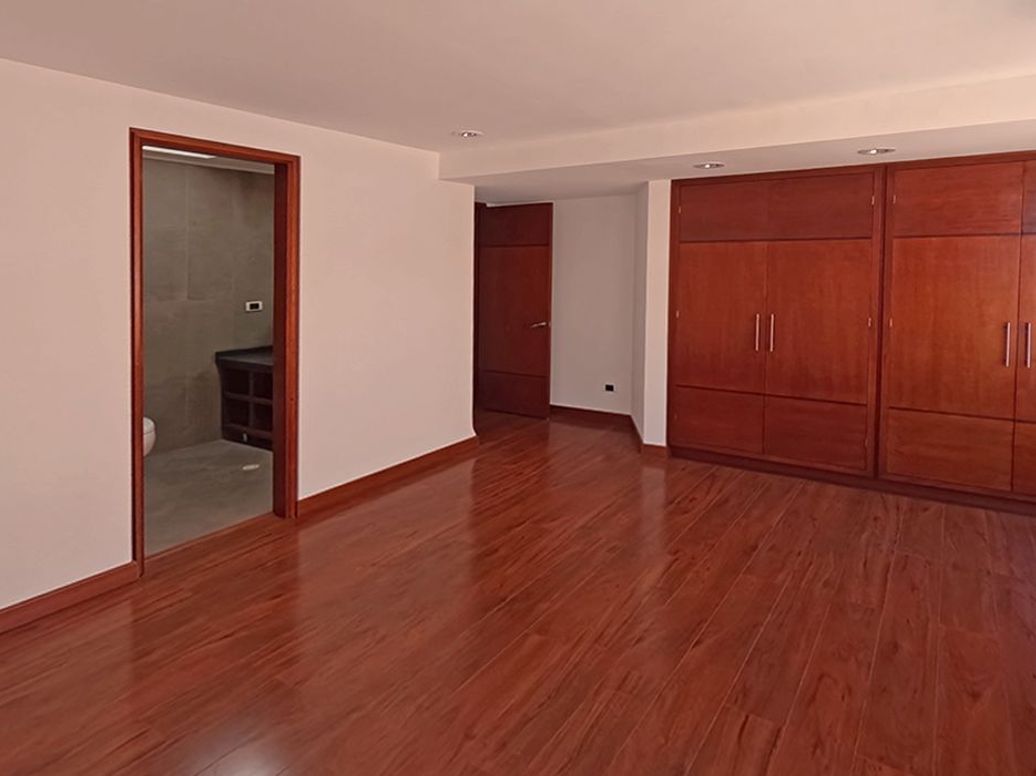 Apartamento de 4 alcobas en venta en San Patricio, Bogotá, 380 m² · foto 15 de 20