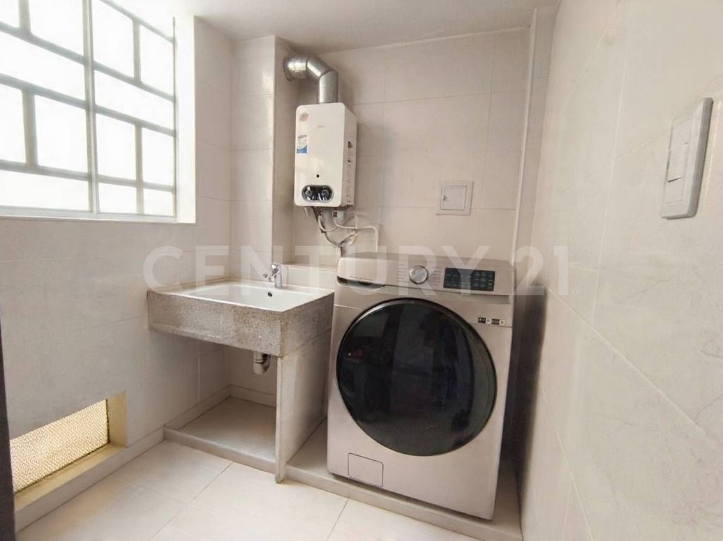 Apartamento de 3 alcobas en venta en Los Cerezos, Bogotá, 77 m² · foto 4 de 20