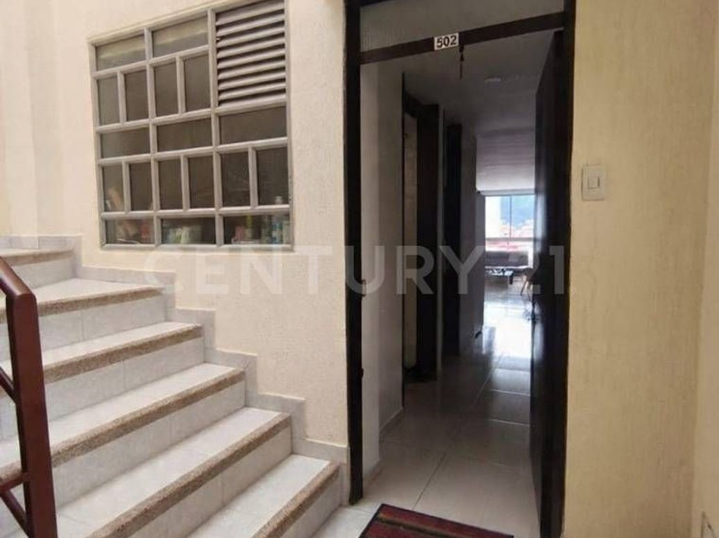 Apartamento de 3 alcobas en venta en Los Cerezos, Bogotá, 77 m² · foto 17 de 20