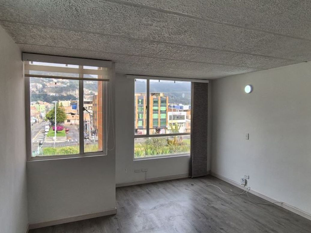 Apartamento de 3 alcobas en arriendo en San Antonio Norte, Bogotá, 47 m² · foto 5 de 20