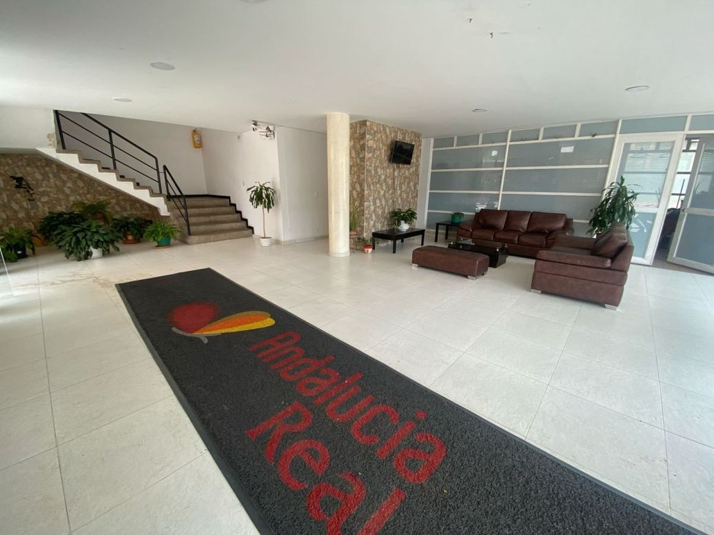 Apartamento de 3 alcobas en arriendo en San Antonio Norte, Bogotá, 47 m² · foto 2 de 20