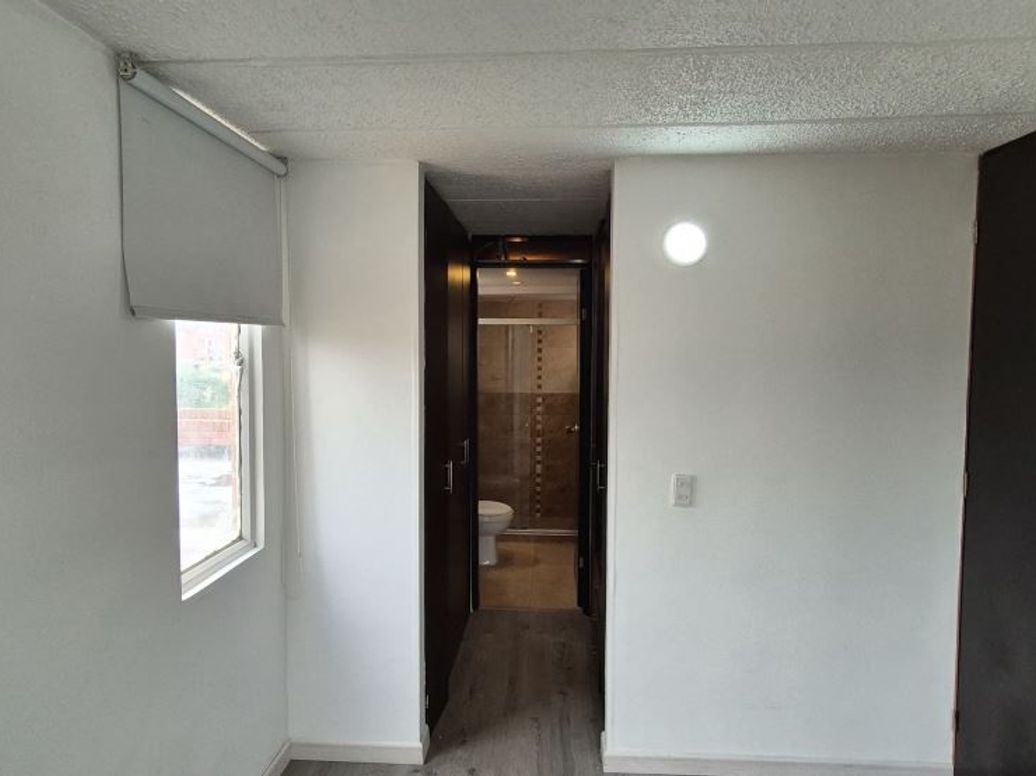 Apartamento de 3 alcobas en arriendo en San Antonio Norte, Bogotá, 47 m² · foto 11 de 20