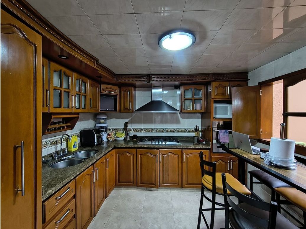 Casa de 4 alcobas en venta en Modelia, Bogotá, 196 m² · foto 14 de 20
