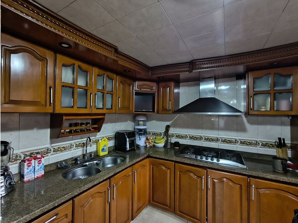 Casa de 4 alcobas en venta en Modelia, Bogotá, 196 m² · foto 15 de 20