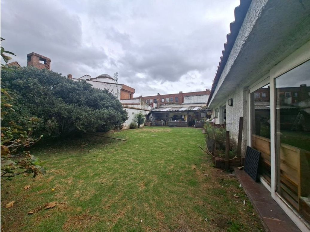 Casa de 5 alcobas en venta en Alhambra, Bogotá, 300 m² · foto 5 de 15