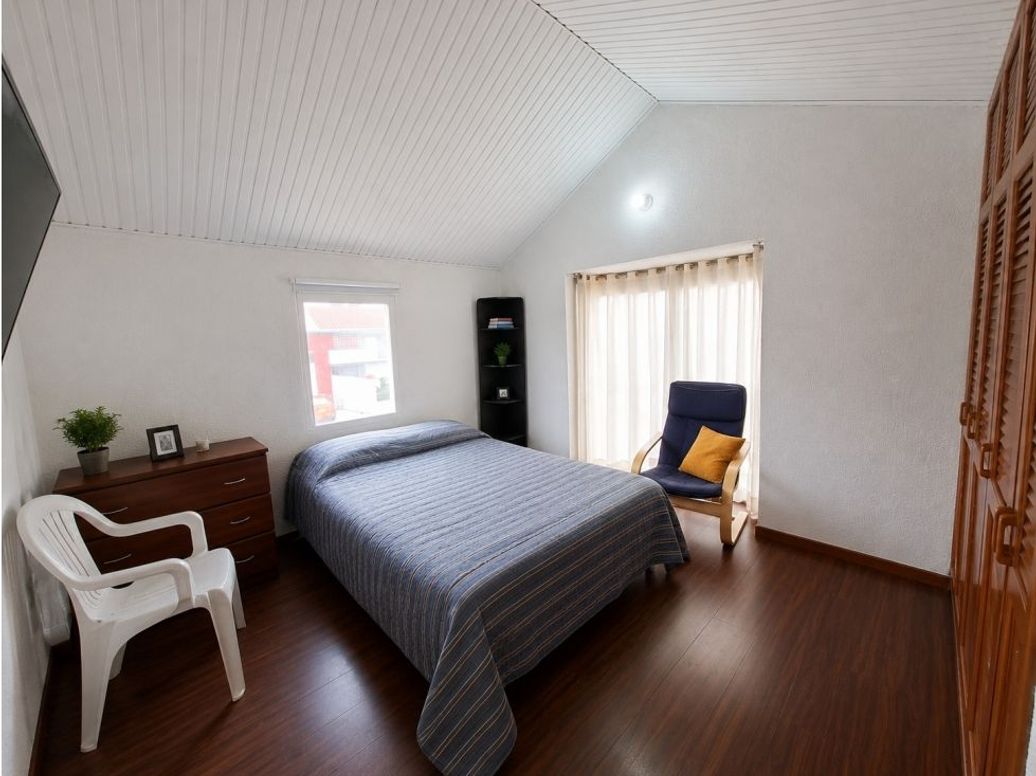 Casa de 5 alcobas en venta en Alhambra, Bogotá, 300 m² · foto 10 de 15