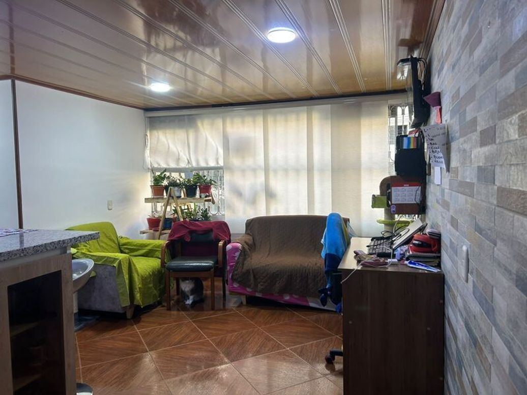 Apartamento de 3 alcobas en venta en Ismael Perdomo, Bogotá, 55 m² · foto 2 de 11