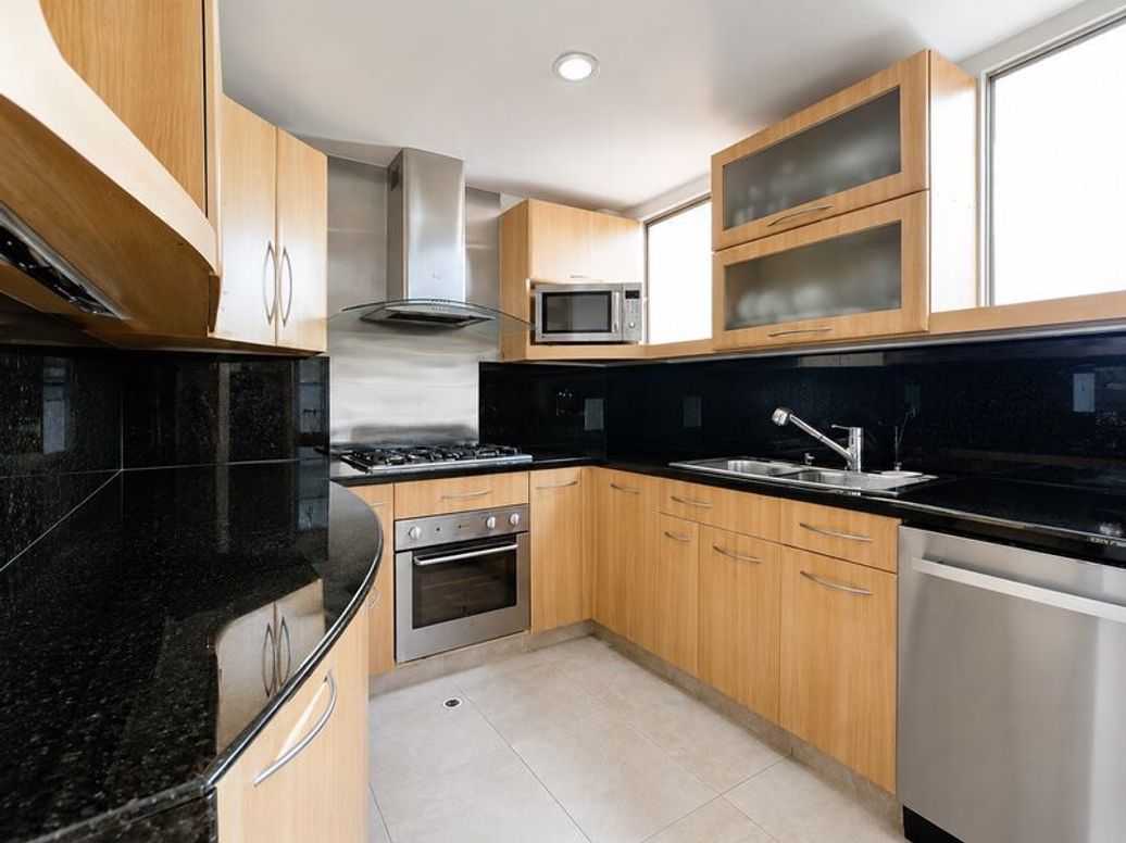 Apartamento de 3 alcobas en venta en Prados De La Calleja, Bogotá, 188 m² · foto 5 de 20