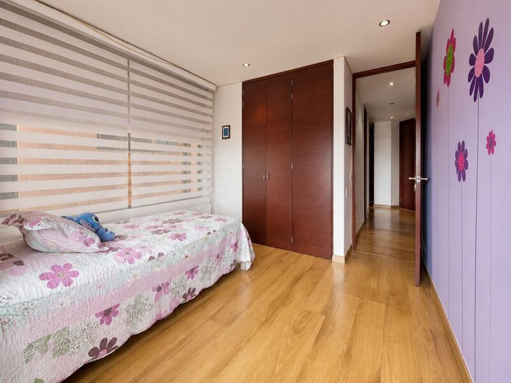 Apartamento de 3 alcobas en venta en Prados De La Calleja, Bogotá, 188 m² · foto 14 de 20