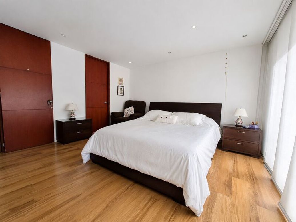 Apartamento de 3 alcobas en venta en Prados De La Calleja, Bogotá, 188 m² · foto 7 de 20